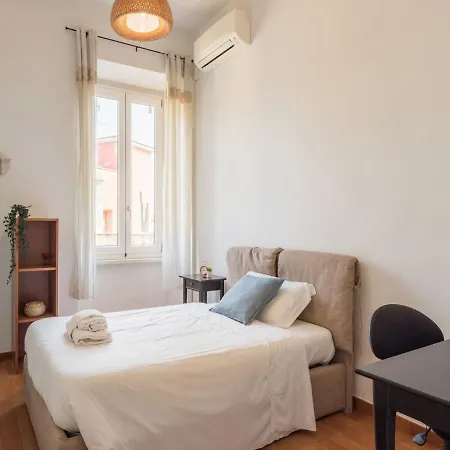 The Best Rent - Colourful Two-bedroom Near Termini Station Apartment *