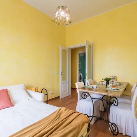 The Best Rent - Colourful Two-bedroom Near Termini Station